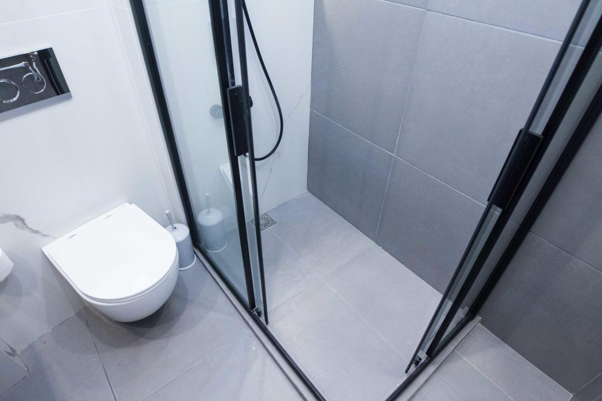 Panormou Modern 3 Bd Apt With Balcony * Athens