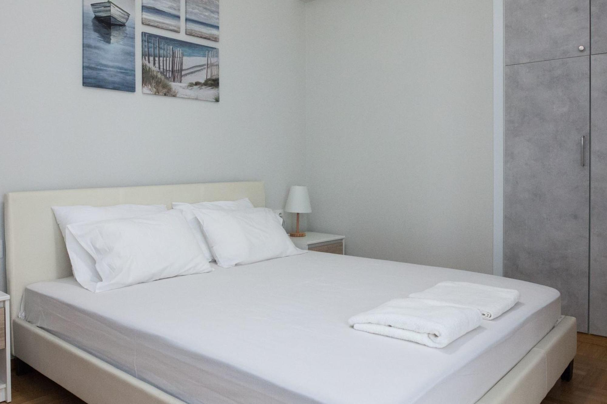 Apartment Panormou Modern 3 Bd Apt With Balcony *